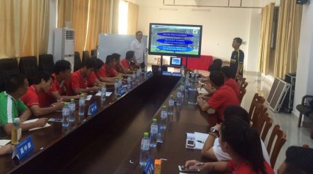 Fragua Aprovecha Su Estancia En China Para Impartir Una Clases A Entrenadores Del País